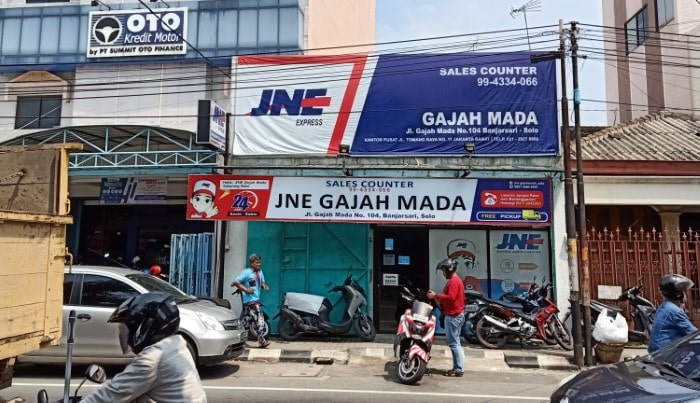 Review JNE Gajah Mada Banjarsari Solo Surakarta